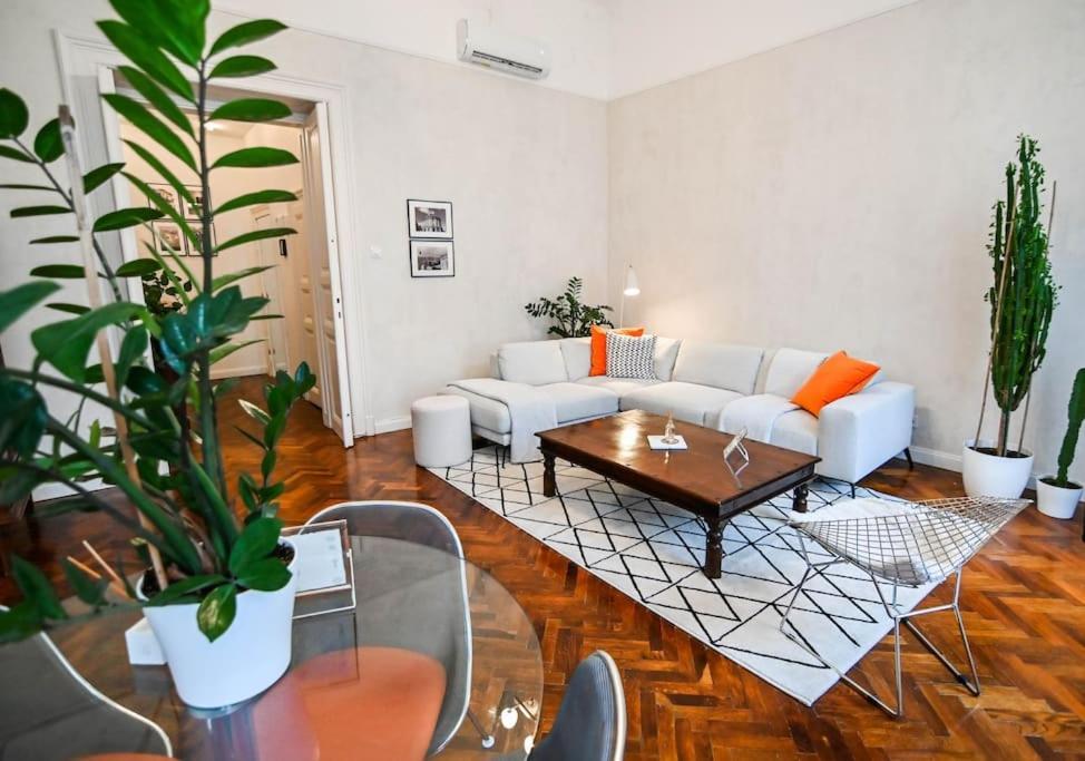 Tranquil And Charming One Bedroom * Budapest