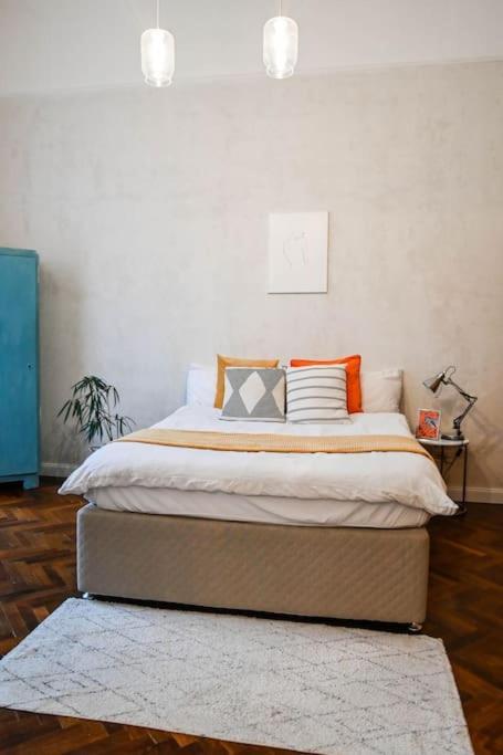 Apartment Tranquil And Charming One Bedroom *
