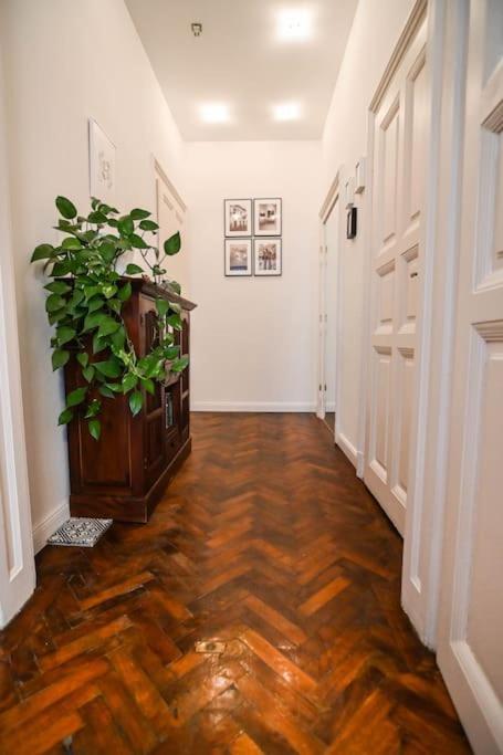 Tranquil And Charming One Bedroom Apartment Budapest